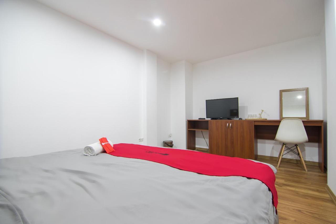 Reddoorz Hostel Near St. Joseph'S Cathedral Hanoi Eksteriør bilde